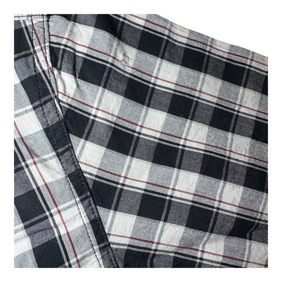 Carhartt 104174 N04 Relaxed Fit Black Plaid Button Down Short Sleeve M READ (A) - Picture 2 of 3